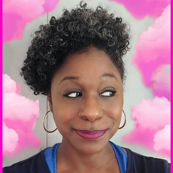 Meet your Posher, NJ! - Picture 2 of 6